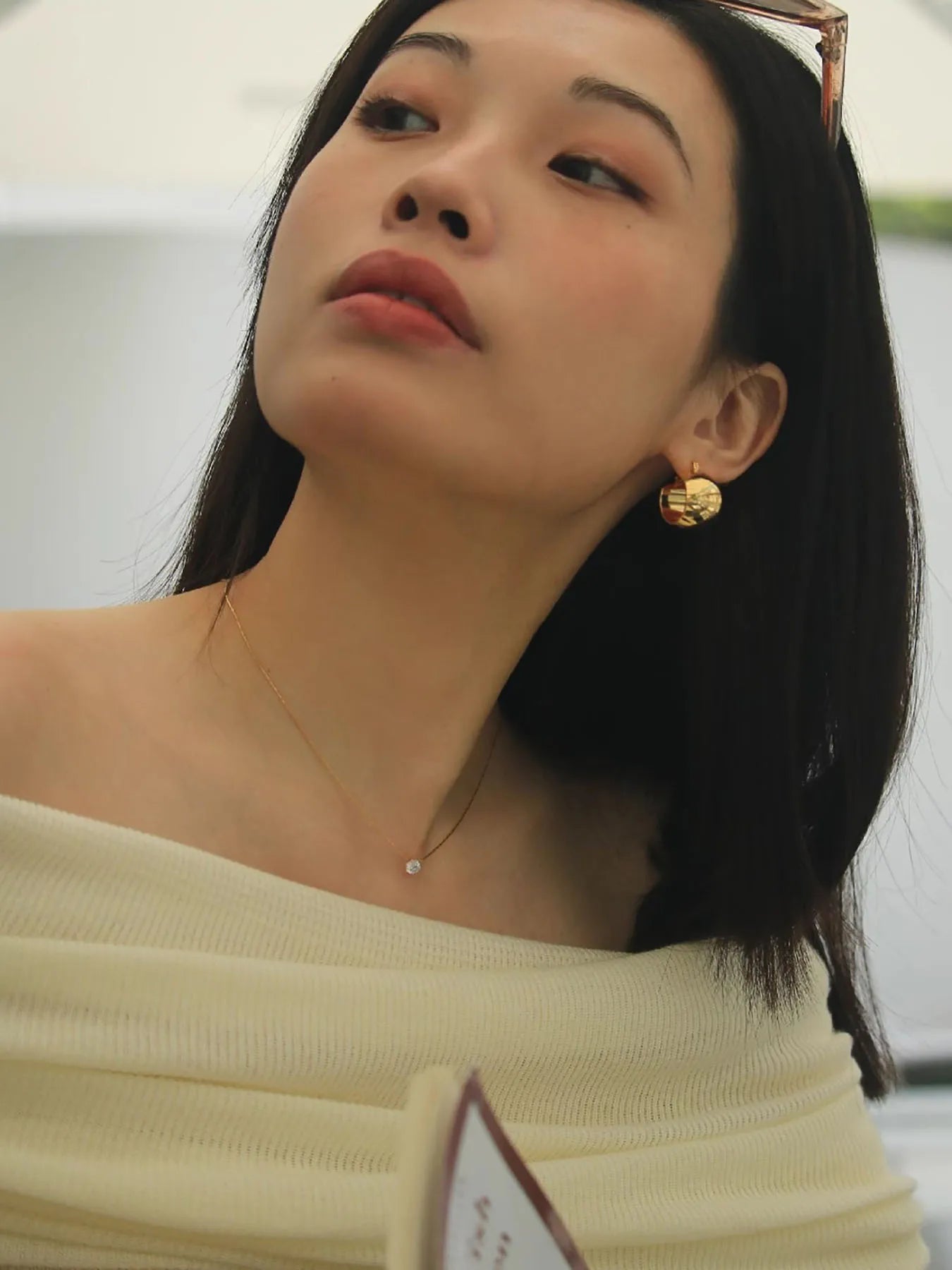 Colar Minimalista com Zircónia – Design Delicado e Moderno em Aço Inoxidável Antialérgico