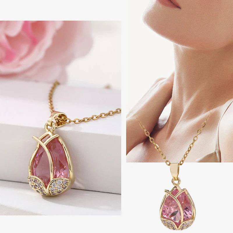 Colar de Senhora Tulip – Luxo e Brilho com Pendente em Flor de Tulipa em Aço Titânio e Cristais