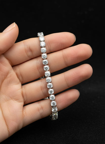 Bracelete Aurora – Joalharia Feminina com Zircónias Cúbicas e Design Elegante em Cobre Premium