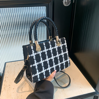 Mala Messenger Xadrez de Luxo – Sofisticada, Compacta e Versátil para Todas as Ocasiões